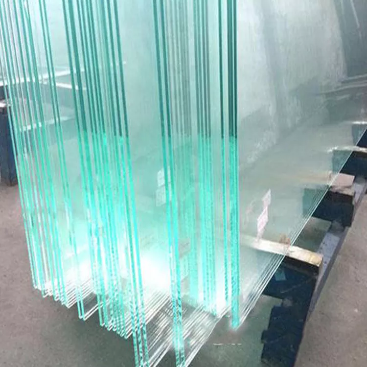 Ultra şəffaf şüşə